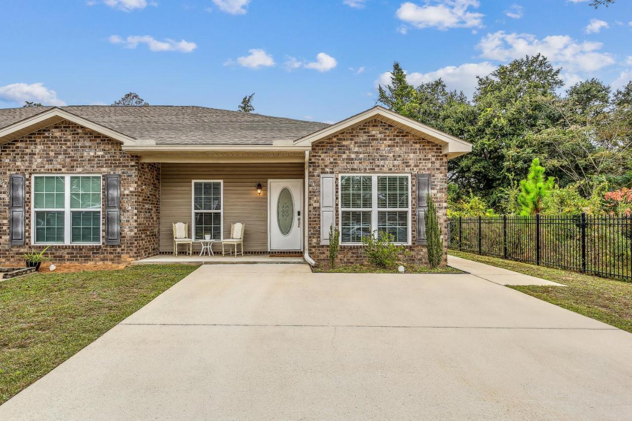 Lovely Town-Home In Pensacola Kültér fotó